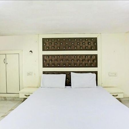 Hotel Mishra Residency Amritsar Esterno foto
